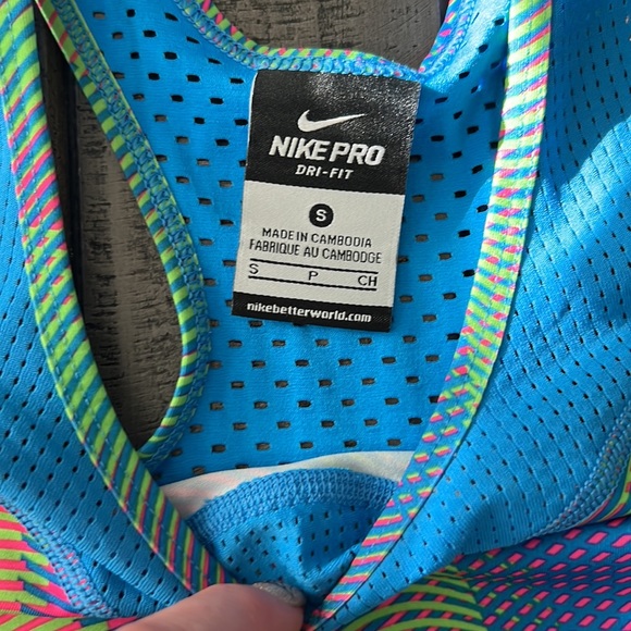 Nike pro dri fit tank top blue and multi colored - Picture 3 of 5